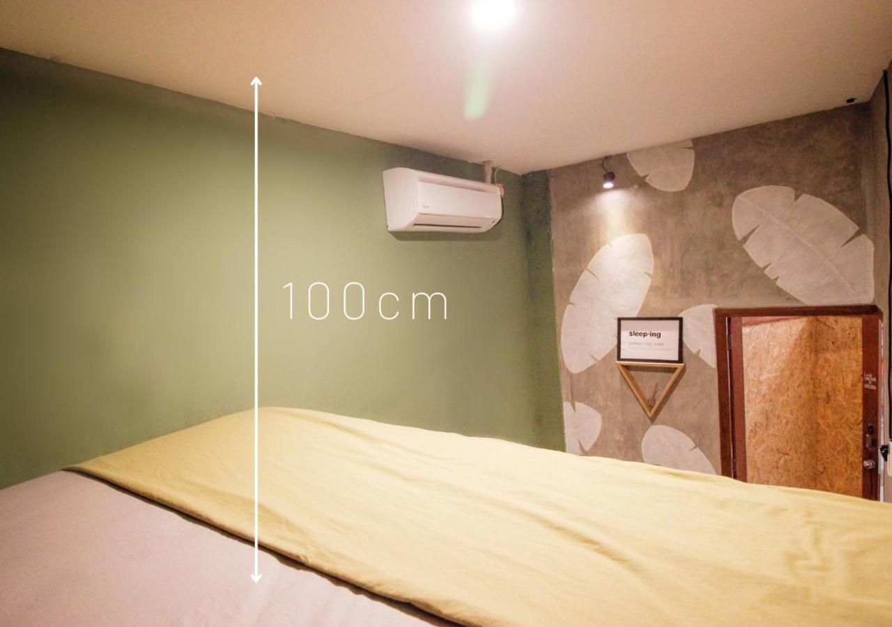Sante Commune Hostel Yogyakarta Oda fotoğraf