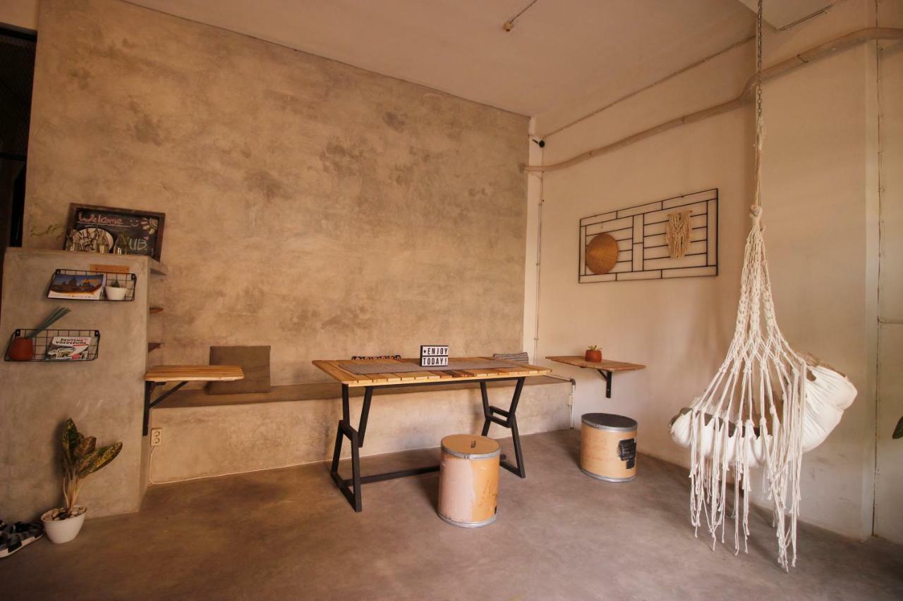Sante Commune Hostel Yogyakarta Dış mekan fotoğraf